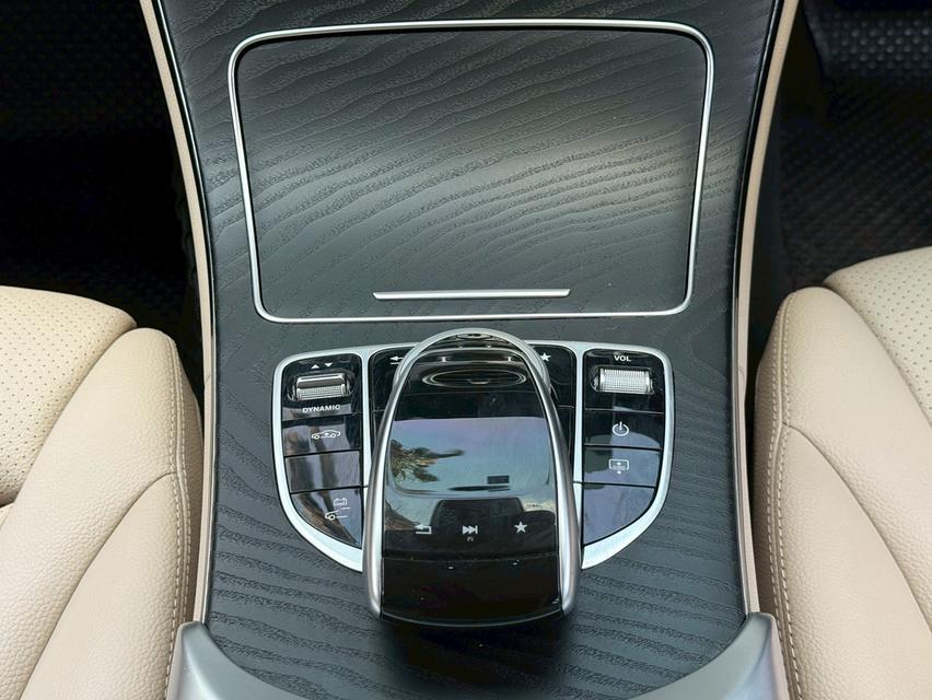 รหัสรถ PJP2000 2018 MERCEDES-#BENZ #C350e Avantgarde รูปที่ 10