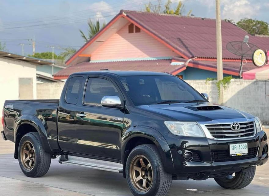 Toyota Hilux Vigo Champ สีดำ 7