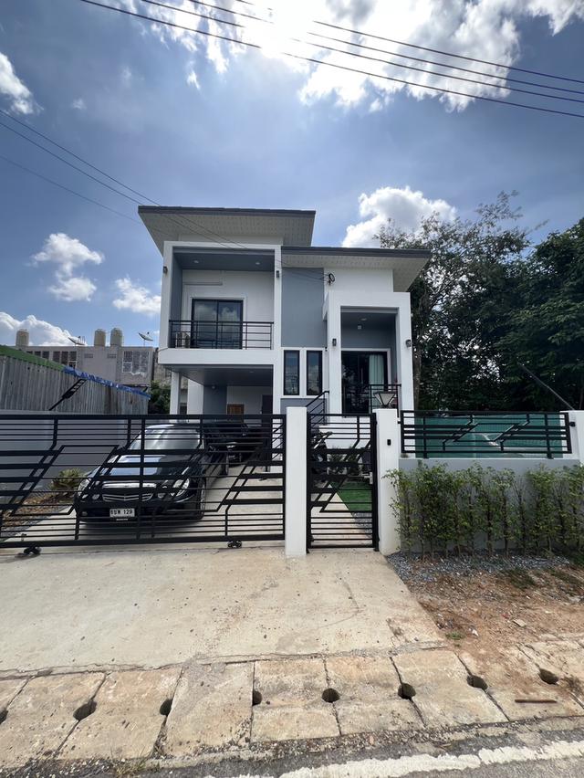 บ้านเดี่ยว2ชั้นในหาดใหญ่ ซ.ควนสันติ4 ใกล้สนามบิน น้ำไม่ท่วม 1