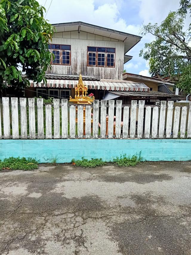 บ้านพร้อมที่ดิน 4