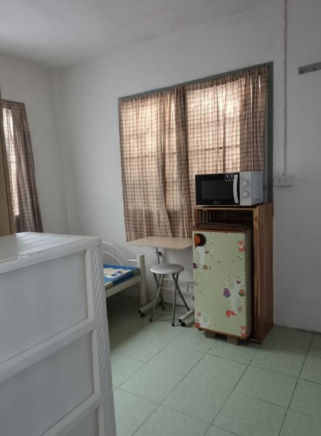 ห้องเช่า (บ้าน) 18ตรม. รวมน้ำไฟฟ้าแล้ว ใกล้MRTสามแยกบางใหญ่ 2