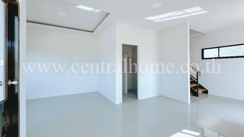 บ้านแฝด ปัญญสิริย์ ลาดหลุมแก้ว เฟส 2 หลังริม บ้านมือ 1 11