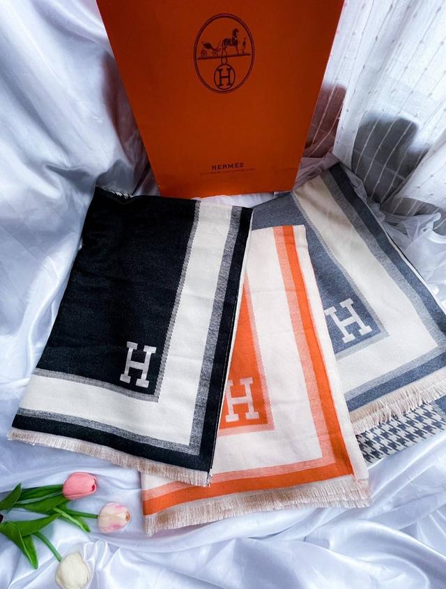 ผ้าคลุมไหล่Hermes
