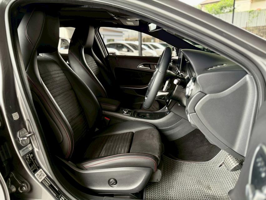 ปี 2019 GLA250 AMG DYNAMIC TOP OPTION  18