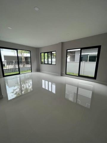 ให้เช่าบ้าน 4 ห้องนอน 4 ห้องน้ำ แอร์ 5 ตัว บ้าน Centro ดอนเมือง แจ้งวัฒนะ หน้าบ้านหันทางทิศใต้ 4