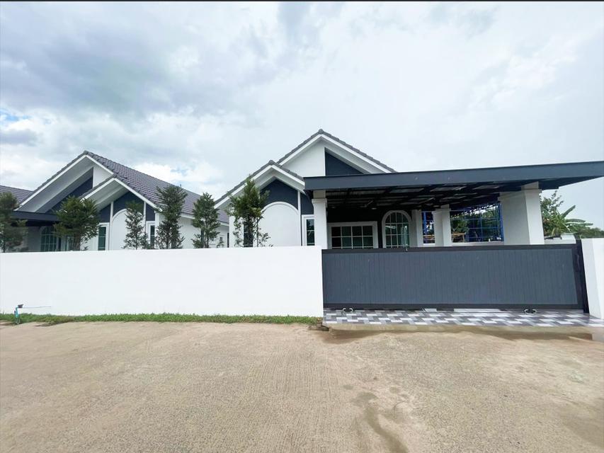 🏡✨ ให้เช่าบ้านเดี่ยวชั้นเดียว บ้านใหม่หลังใหญ่ เพิ่งสร้างเสร็จ ติดโรงเรียนนานาชาติ น่าอยู่มาก พร้อมเข้าอยู่ทันที 10