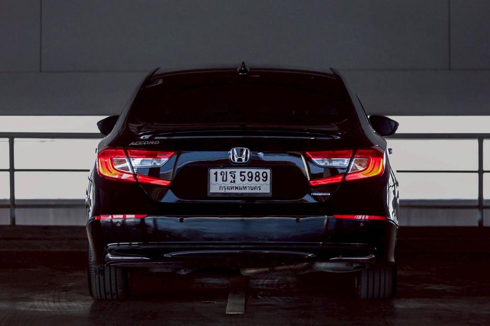 Honda Accord hybrid tech ปี 20 TOP สุด เลขไมล์น้อยสุดในตลาด 40,000 km.แท้ หน้าหลังเดิมน็อตไม่มีขยับ ขาย 849,000.-  สอบถาม 0853375537 เอ รูปที่ 3