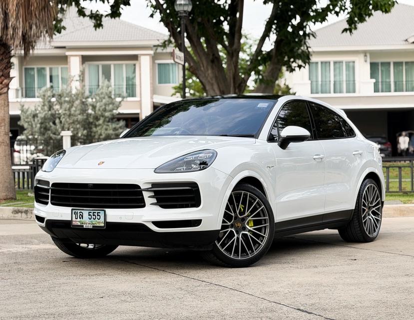 รหัสรถ AVA555 🌟 Porsche Cayenne e-hybrid Coupe ปี 2021