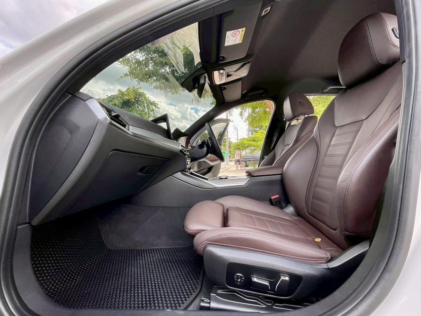 ขาย BMW 320d Msport ปี24 14