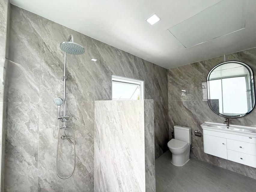 2 storry Luxury Pool villa for sale and rent 13