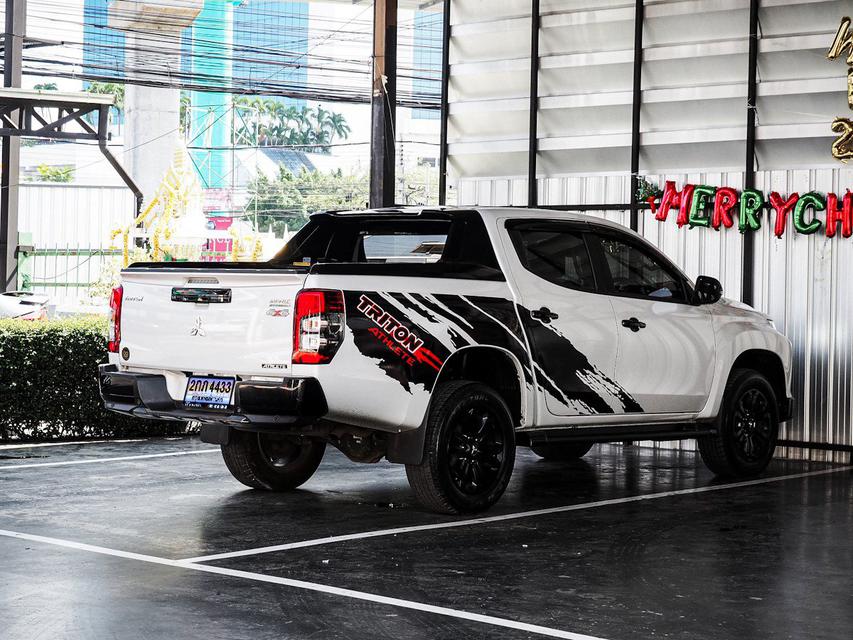 Mitsubishi Triton Athlete 4WD เกียร์ออโต้ ปี 2021 4