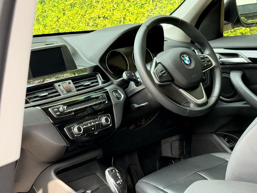 2020 BMW X1 F48 รถมือเดียวออกป้ายแดง สภาพป้ายแดง วิ่งน้อยเพียง 50,000 กม ไม่เคยมีอุบัติเหตุครับ 12