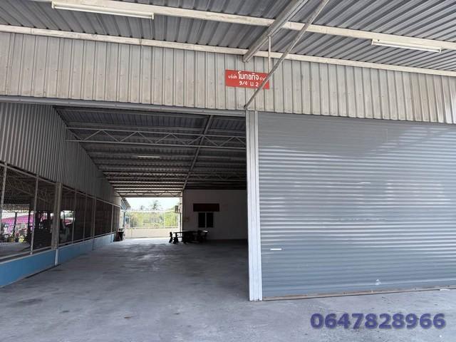 โกดังว่างให้เช่าพื้นที่สีม่วง สามารถพักอาศัยได้ ริมถนน by pass ขาเข้าชลบุรี 3