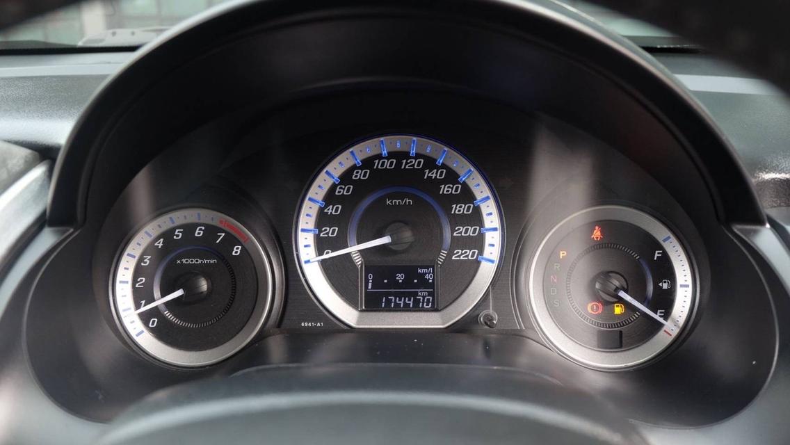 รหัสรถ KN6694 HONDA CITY รุ่น SV 2012 12