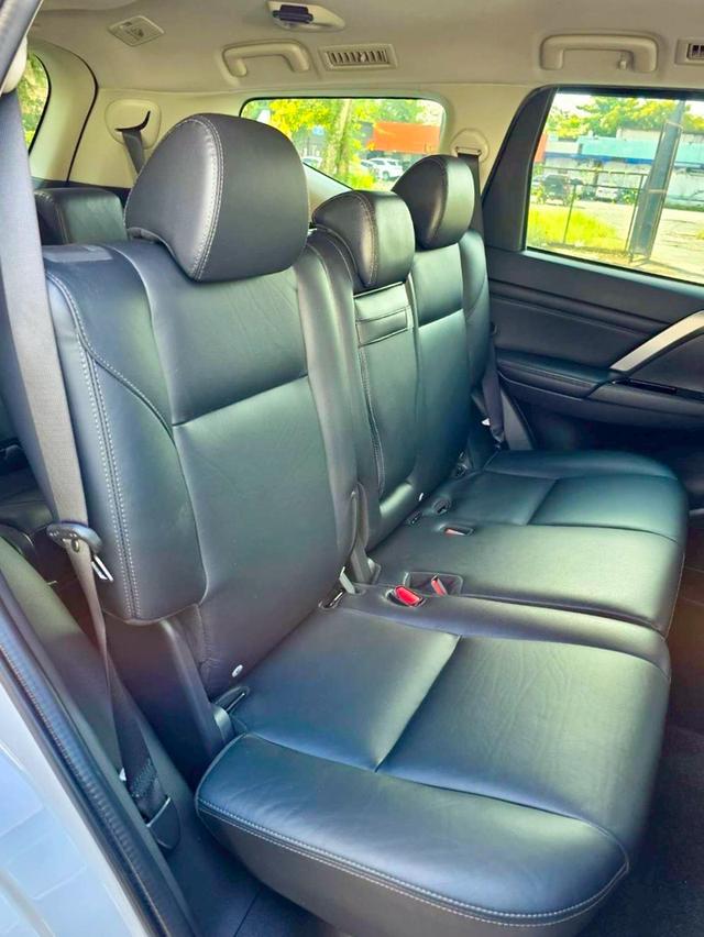 Mitsubishi Pajero 2.4GT ปี20 8