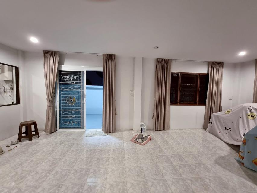 บ้านเช่าใกล้รถไฟฟ้า ให้เช่าบ้านหทัยราษฎร์ ซอย4 เนื้อที่ 51ตรว. 5นอน 3น้ำ 4ที่จอดรถ รับจดทะเบียนบริษัท 6