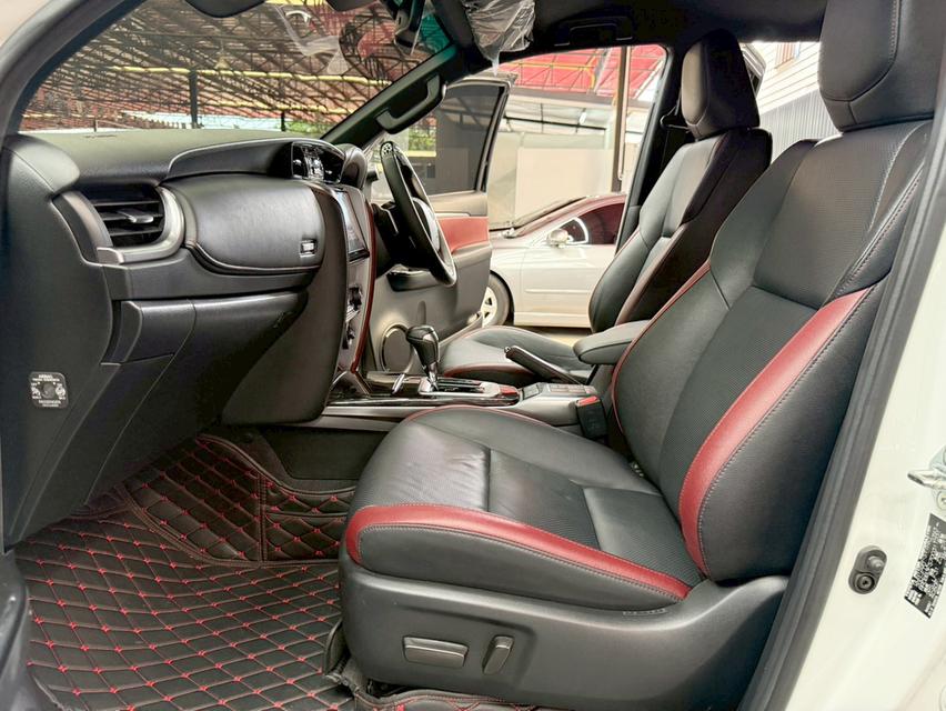 TOYOTA FORTUNER 2.4 Legender 4WD ปี 2023 รูปที่ 15