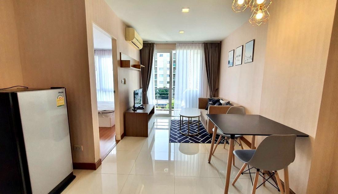 Condo Airlink Residence 35 ตารางเมตร ชั้น5 อาคาร 2 หน้าโครงการ ตกแต่งครบ 2