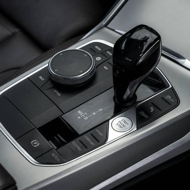 (แจ้งรหัสรถ 67GG3935) BMW 320d MSport LCi Look G20 2021 รูปที่ 20