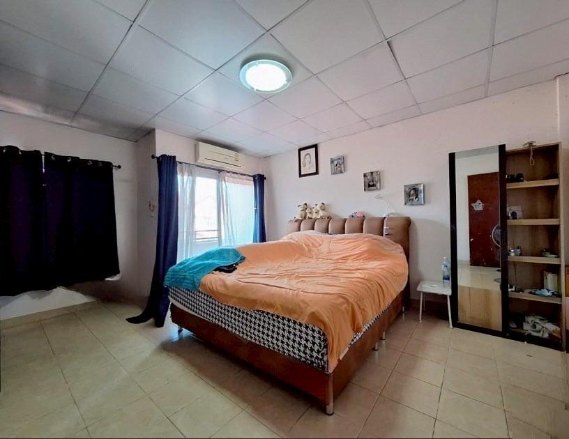 หมู่บ้านทิวสนวิลล่า ธัญบุรี คลอง 3 ถนนรังสิต-นครนายก ต.บึงยี่โถ อ.ธัญบุรี จ.ปทุมธานี 10