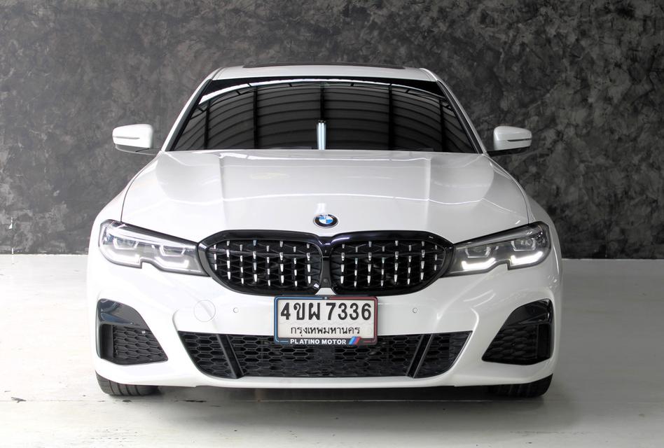 รหัสรถ JRS7336 BMW 3 Series Li สีขาว ตัวเบนซิน 258 hp