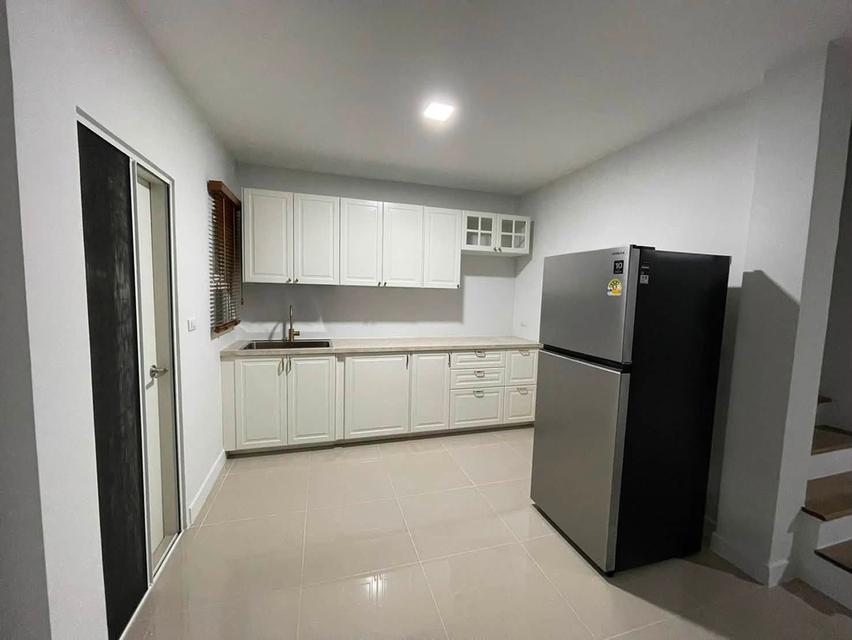 ให้เช่า บ้านแฝดบ้าน 2 ชั้น หมู่บ้าน Grand Pleno Mega Bangna 15