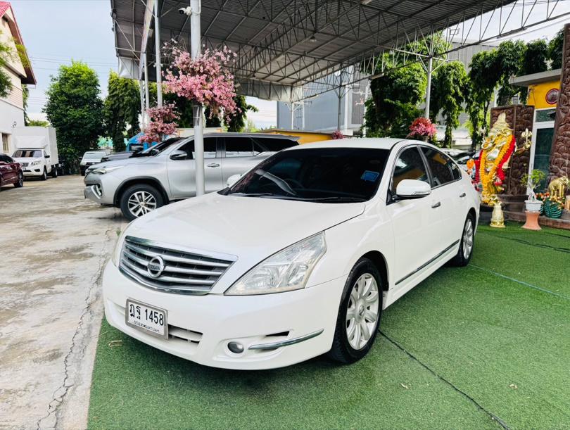 2010 เกียร์ออโต้ Nissan TEANA 2.5 250 XV V Sedan