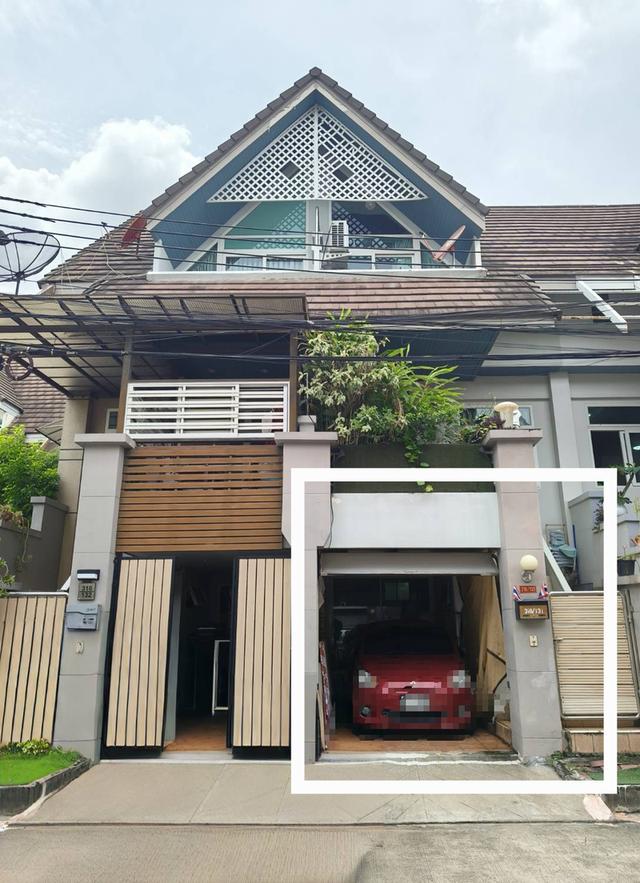 🏡 ขายทาวน์โฮม 3 ชั้น หมู่บ้านเมอริท เพลส ลาดพร้าว 87 แยก 10 💰 ราคา 3,990,000 บาท (ต่อรองได้) ✅ ค่าโอนคนละครึ่ง 📍 เจ้าของขายเอง 1