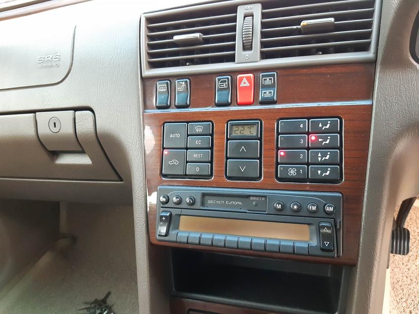 Benz W202 C220 ปี 97 Elegance 10