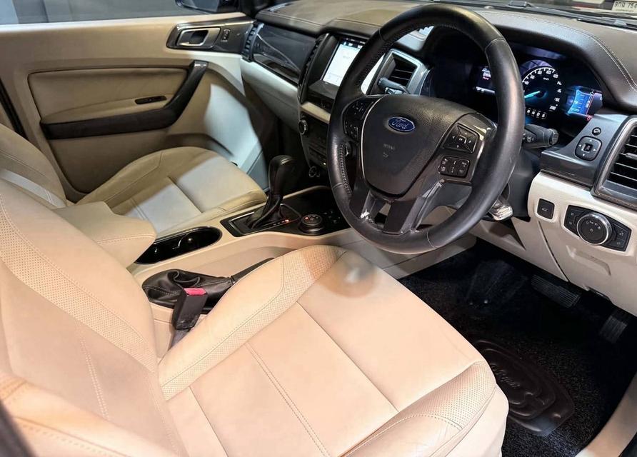 Ford Everest 3.2 Titanium Plus 4WD ปี 2016 รถมือเดียวป้ายแดง รูปที่ 8
