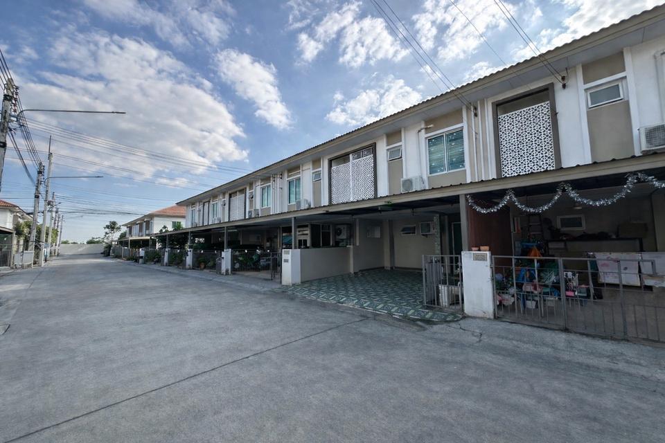 บ้านไอลีฟ ทาวน์ ราชพฤกษ์-กาญจนาภิเษก ถนนราชพฤกษ์ ต.คลองพระอุดม อ.ลาดหลุมแก้ว จ.ปทุมธานี 2