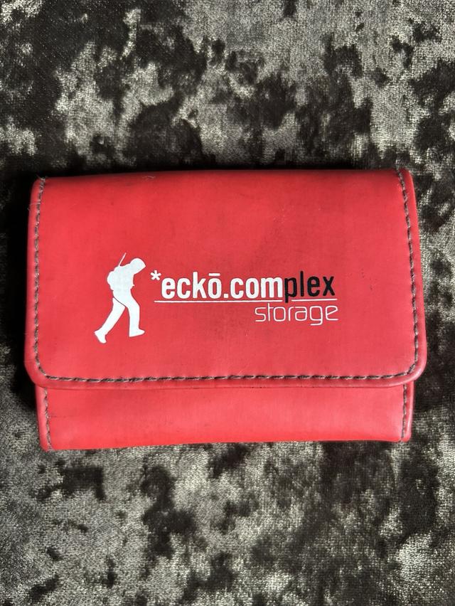 [Vintage Y2K] กระเป๋าคาดเอว Ecko Unltd. "Complex Storage" สภาพสะสม แดงสด โลโก้เป๊ะ! 🦏🔥