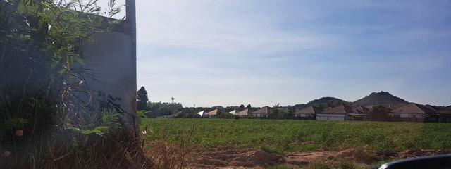 ขายที่ดินม่วงลายศรีราชาชลบุรี ขายที่ดินบ่อวิน ศรีราชา ชลบุรี เนื้อที่ : 17 - 2 - 42 ไร่ ต.บ่อวิน อ.ศรีราชา จ.ชลบุรี ♒ พื 4