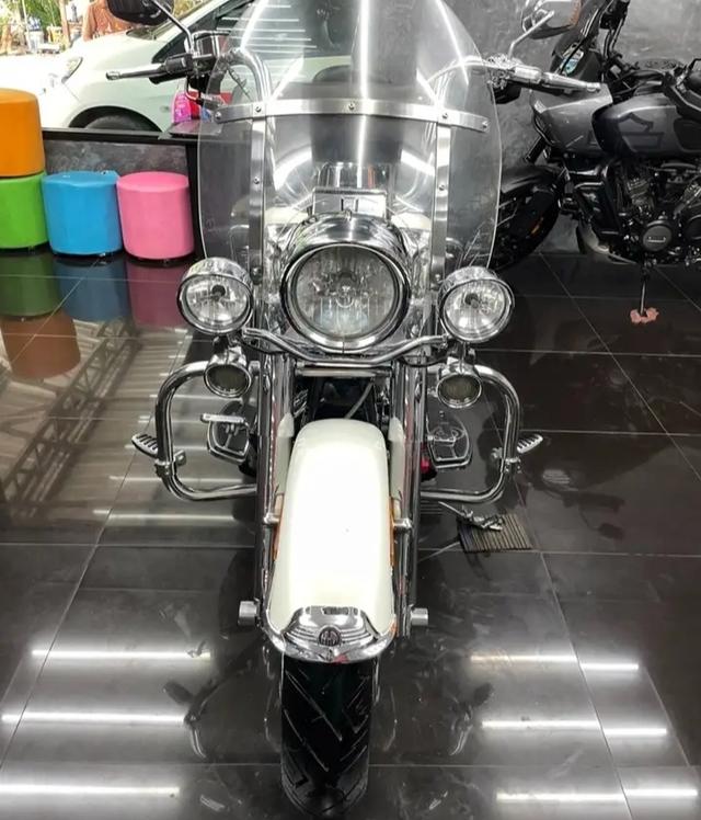 Harley-Davidson Road king 100 ปี 3