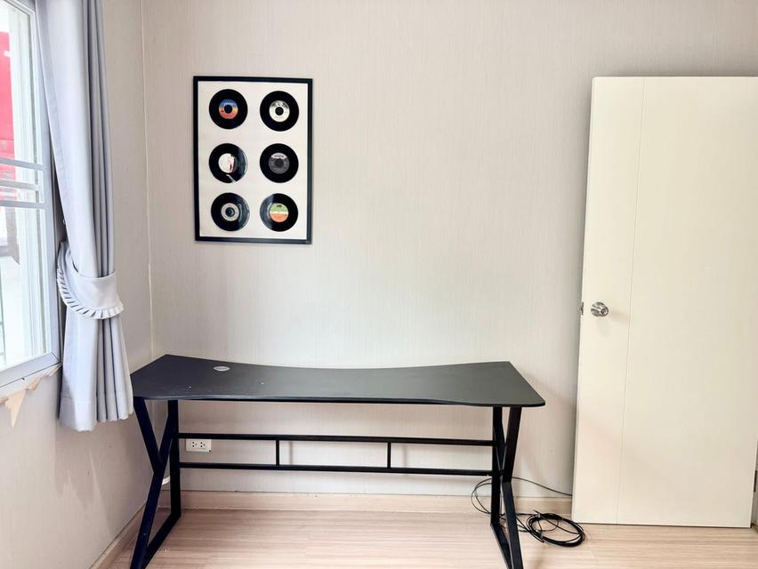 ให้เช่าทาวน์โฮม หมู่บ้านเสนาวีว่า อัสสัมชัญ ศรีราชา 11