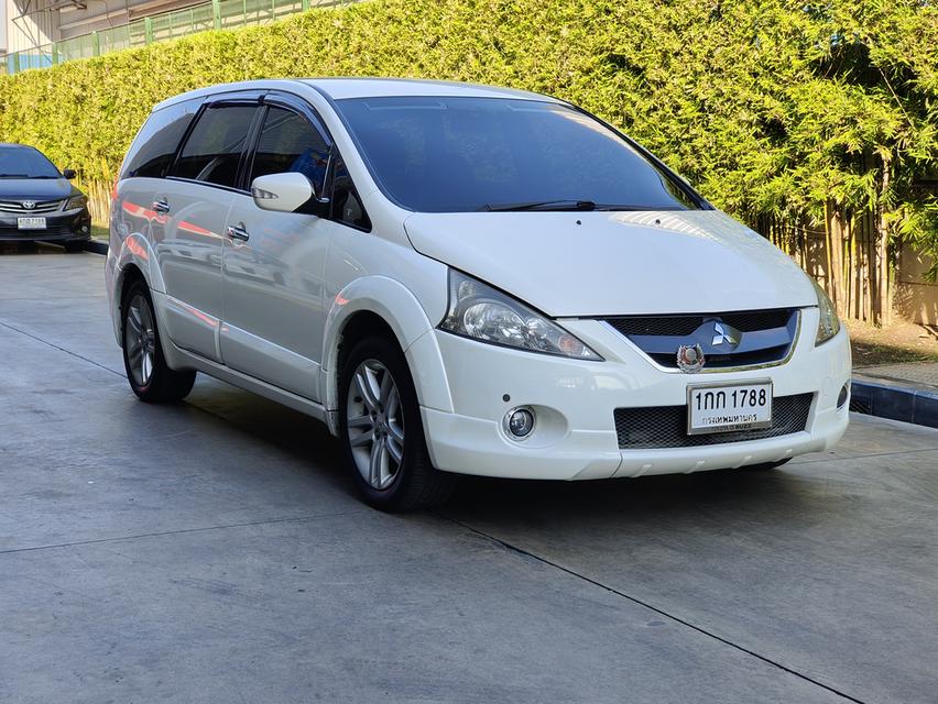 Mitsubishi Space Wagon 2.4 GT AT