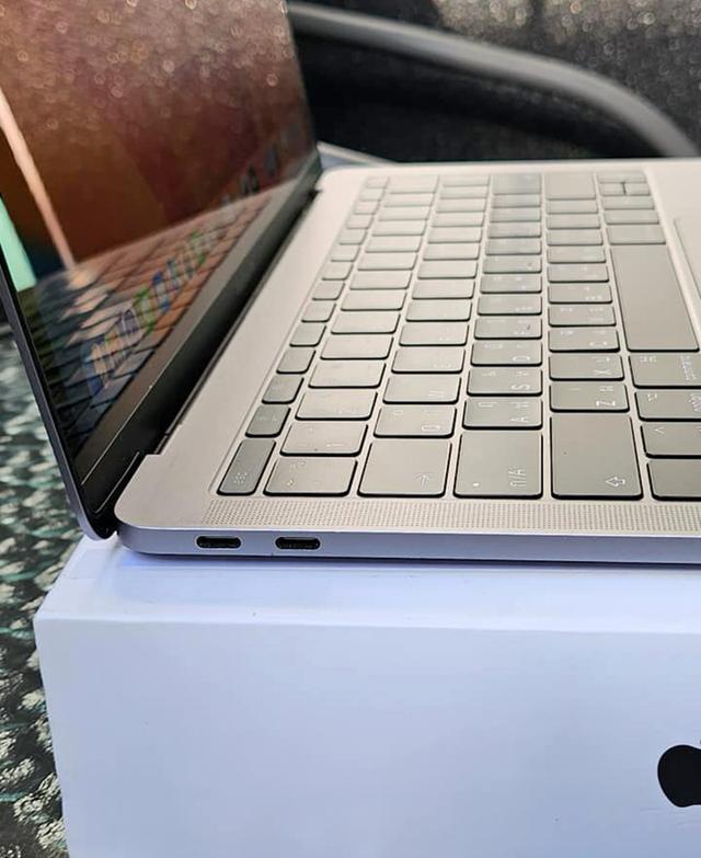 MacBook Pro 2017 สภาพดีเยี่ยม 2