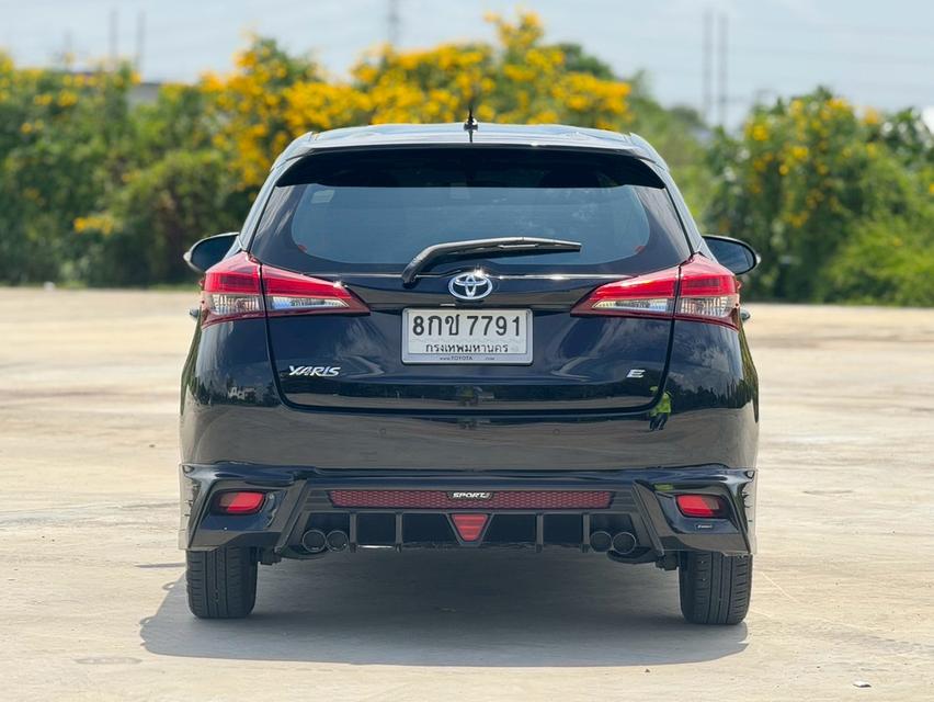 TOYOTA YARIS 1.2 E Y 2019 HACTHBACK สีดำ