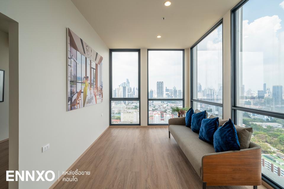 The Issara Sathorn Penthouse for sale 4
