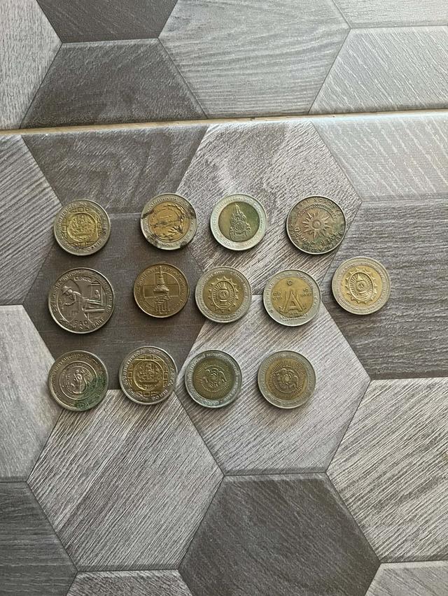 เหรียญรุ่นเก่าเหรียญ 10 เก่า 2