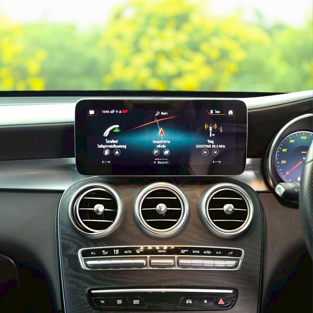รหัสรถ 12AT4742 Mercedes Benz GLC220d 2.0 AMG Dynamic Facelift โฉม W253 | ปีจด : 2023 14