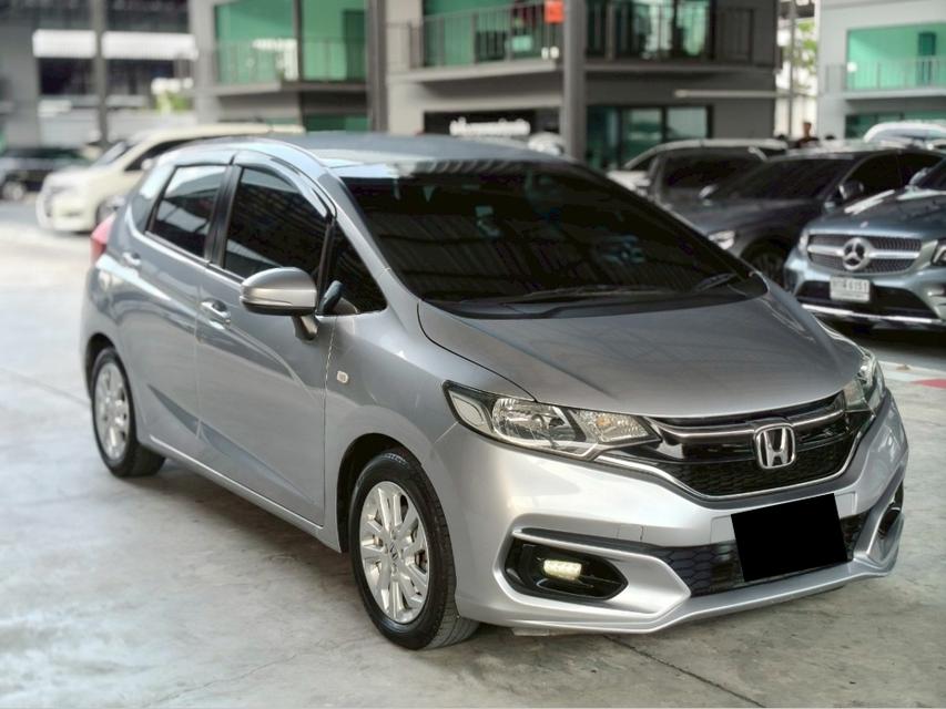 รถเข้าใหม่! Honda Jazz GK 1.5 V ปี 2019 สีเทา