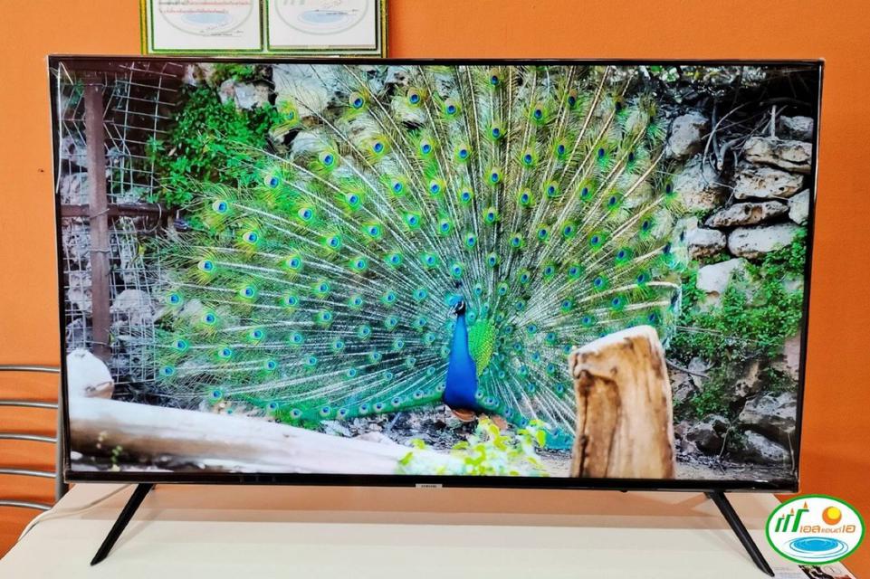 SAMSUNG Smart 4K Crystal UHD TV ขนาด 50 นิ้ว รุ่น UA50AU7002KXXT 4