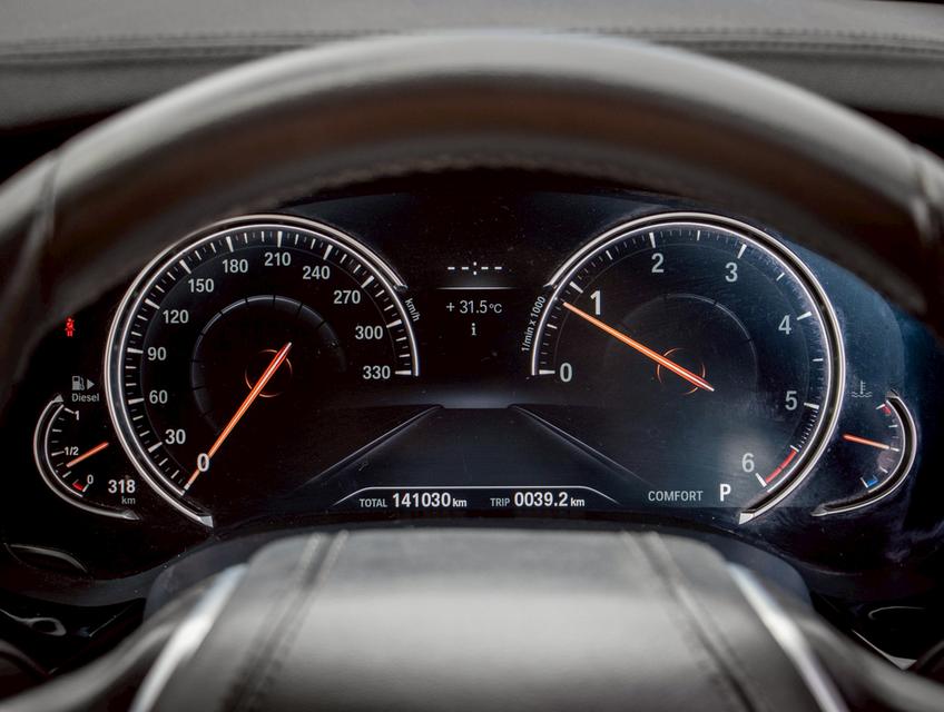 BMW 520D 2.0 SPORTS ปี2018เครื่องยนต์ดีเซล 4 สูบ 2.0 ลิตร TwinPower Turboรถบ้านแท้ ออพชั่นเต็มคัน ใช้งานน้อย 15