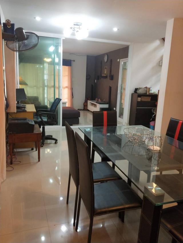 U1479 ให้เช่าบ้านเดี่ยว 2 ชั้นหมู่บ้านชวนชื่น วัชรพล ซอยรามอินทรา 65 บ้านพร้อมเฟอร์ ใกล้ห้างใกล้ตลาด ใกล้ทางด่วน บ้านสวยหลังมุม 14