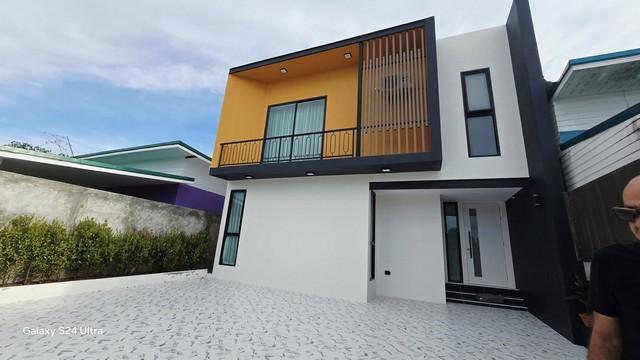 บ้านเดี่ยวสร้างใหม่ บ้าน 2 ชั้นสไตล์โมเดิร์น เนื้อที่ 50 ตารางวา 1