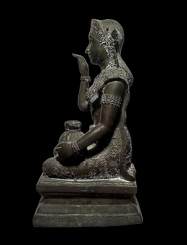 พระบูชาแม่นางกวัก จีวรดอก ยุครัตนโกสินทร์ 3