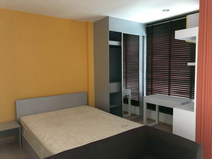 ด่วน ขายถูก คอนโดเดอะเบส พระราม 9 - รามคำแหง ห้องสตูดิโอ ขนาด 26 ตรม. ชั้น 23 วิวเมือง เฟอร์นิเจอร์ครบ พร้อมอยู่ ต่อรองได้ 4