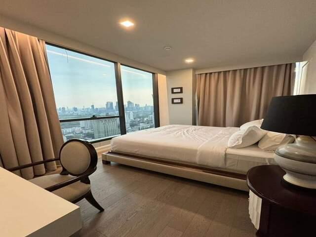 Luxury Condominium for Rent at CELES ASOKE, near BTS Asok and MRT Sukhumvit 4