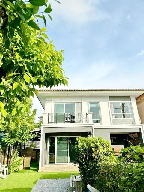 ใกล้ถนนวิชิตสงคราม ตลาดกะทู้ 900 ม. กะทู้ ป่าตอง (ภูเก็ต) 3นอน 158 ตร.ม.40 ตร.วา. น้ำตกกะทู้ 1.9 กม. 1